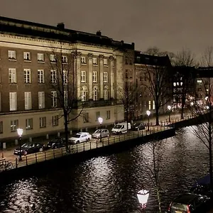 2 Houseboat Prinsengracht Amsterdam